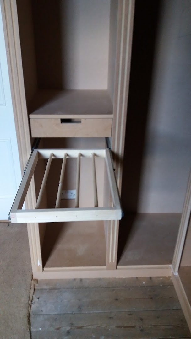 Tuscany Carpenter — Photos 9